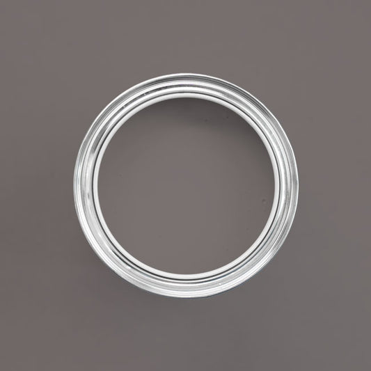 Holzfarbe außen Charcoal in einer geöffneten Dose von oben