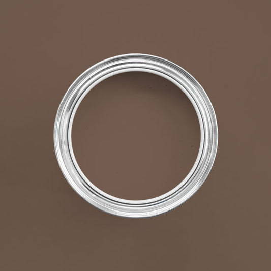 Holzfarbe außen Chocolate in einer geöffneten Dose von oben