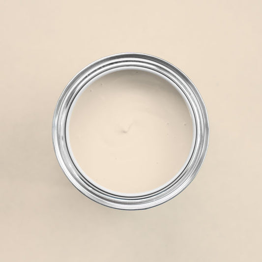 Farbton French Coffee in einer geöffneten Dose von oben