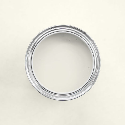 Farbton Loui in einer geöffneten Dose von oben