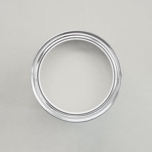 Holzfarbe außen Manhattan in einer geöffneten Dose von oben