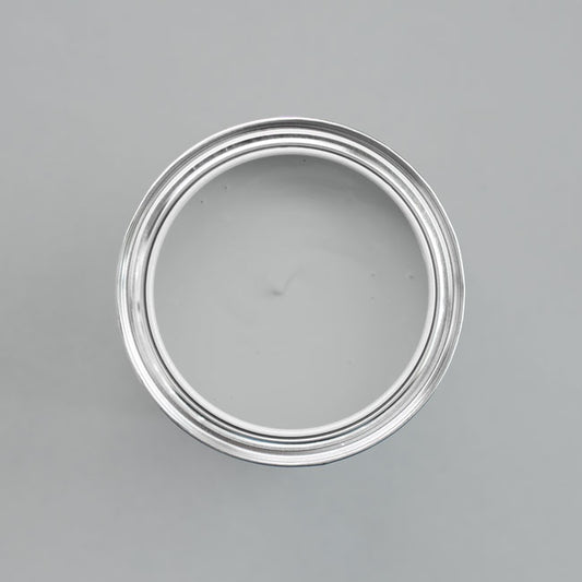 Farbton Moondust in einer geöffneten Dose von oben