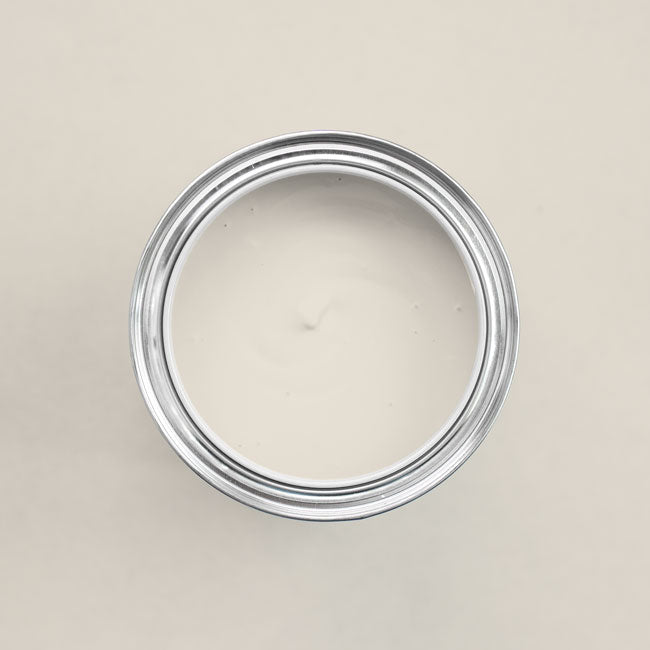 Farbton Porcelain in einer geöffneten Dose von oben