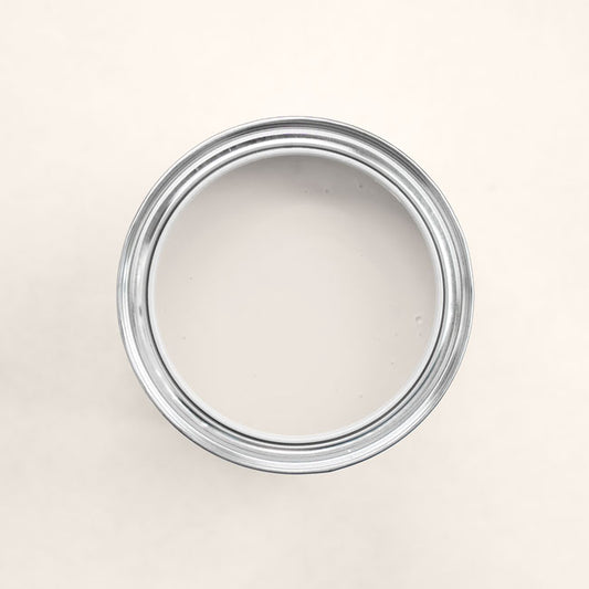 Farbton Serenity in einer geöffneten Dose von oben