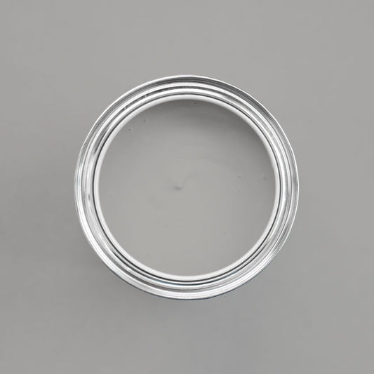 Farbton Shadow in einer geöffneten Dose von oben