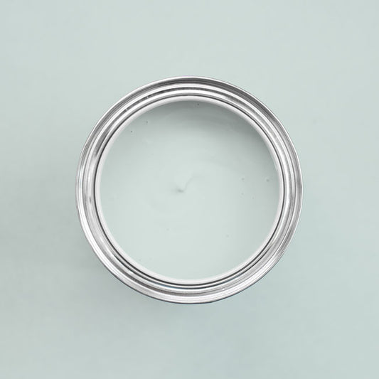 Farbton Tropical Blue in einer geöffneten Dose von oben