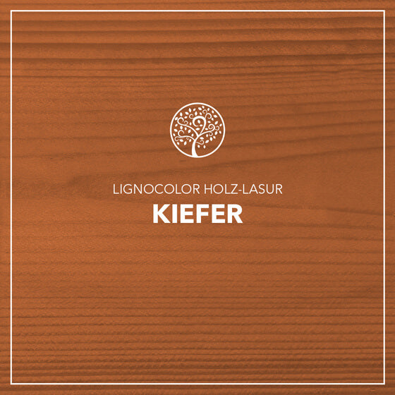 Holzlasur Kiefer gestrichen auf einem Holzbrett.