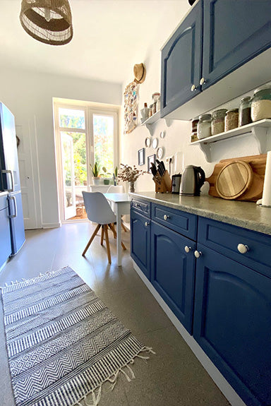 Küche von pintar_mi im pastellen Blau Taubenblau gestrichen