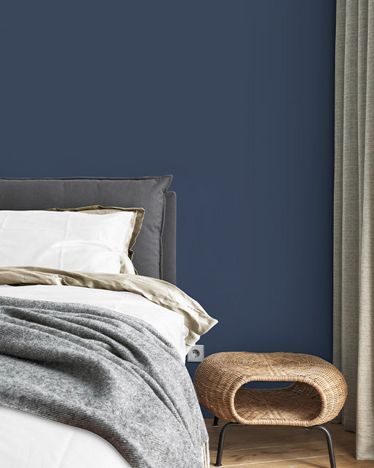 Schlafzimmer im dunklen Marineblau Navy Blue
