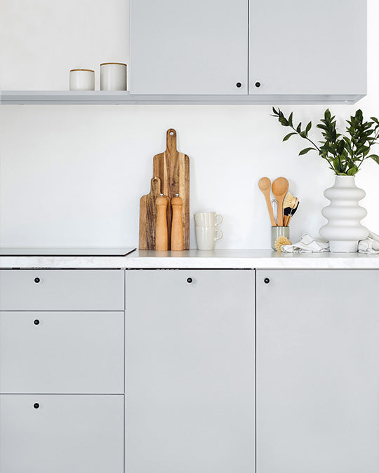 Küche im hellen, zarten Blau-Grau Pearl