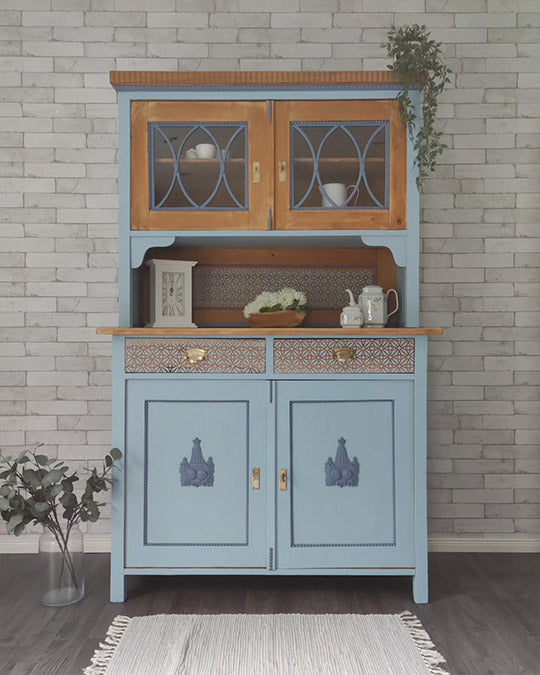 Buffetschrank im pastelligen Mittelblau Polar