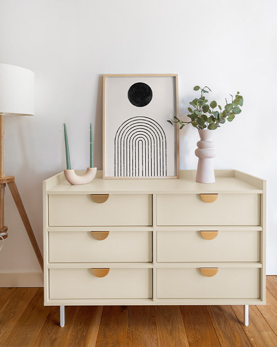 Kommode im hellen, leicht gräulichen Beigeton Royal Beige
