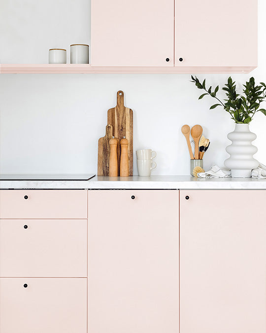 Küche im zarten, sehr hellen Rosa Sweetheart