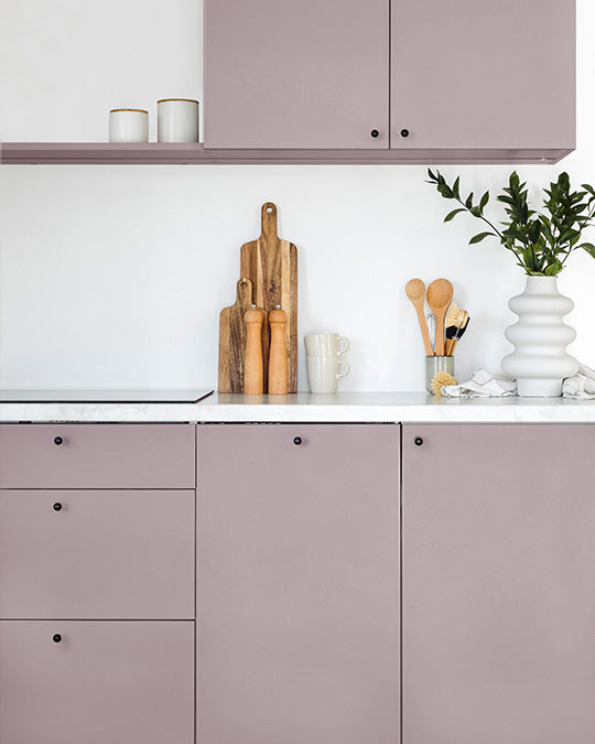 Küche im sanften, gräulichen Lavendelton Taupe