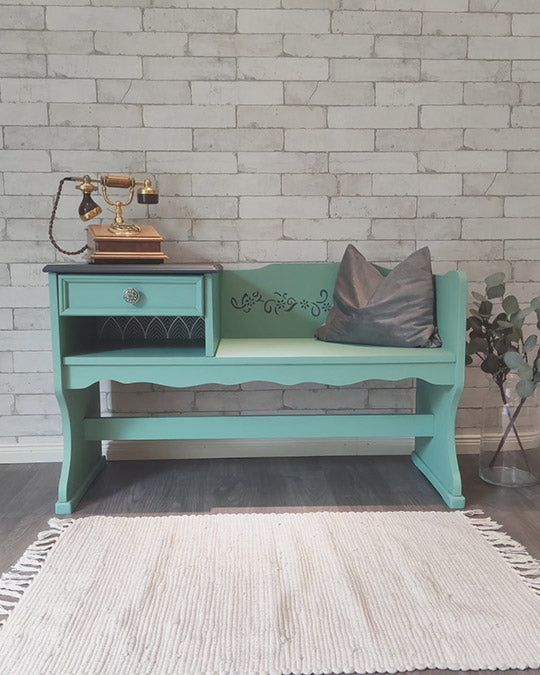 Sitzbank mit Kreidefarbe Vintage Green gestrichen