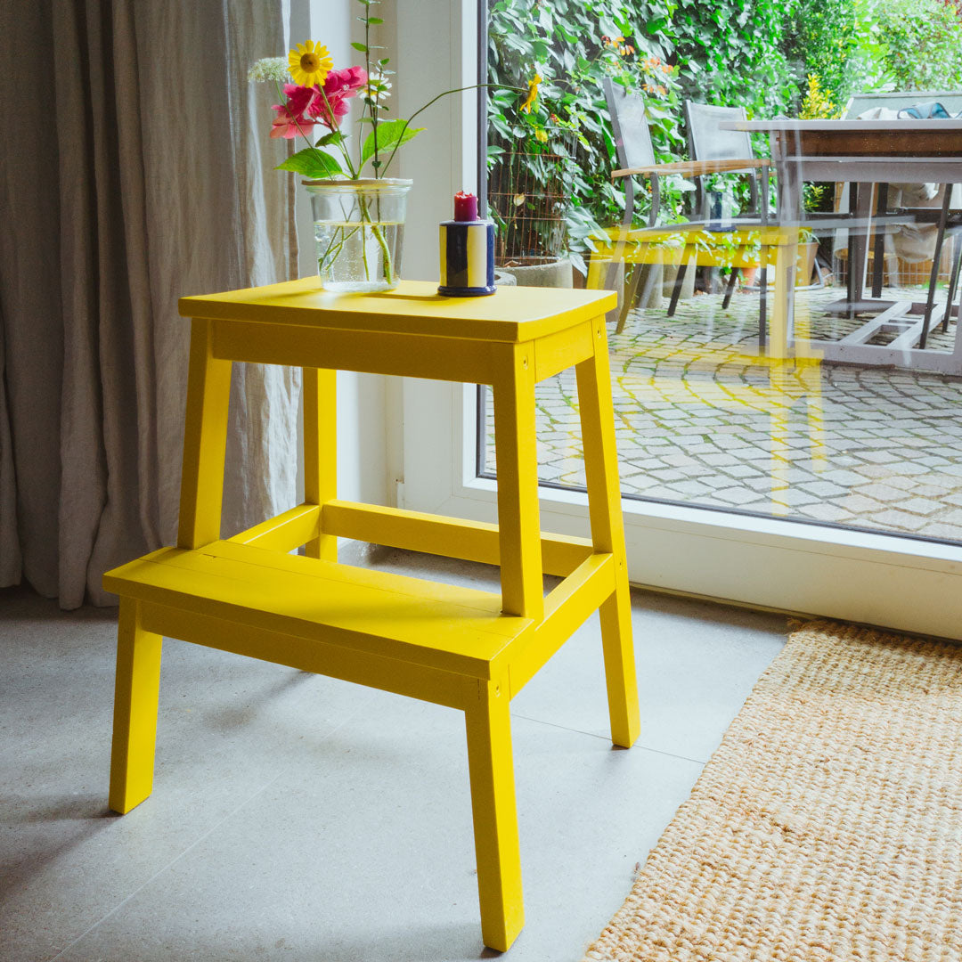 IKEA Bekväm Hocker streichen – mit Buntlack oder Kreidefarbe
