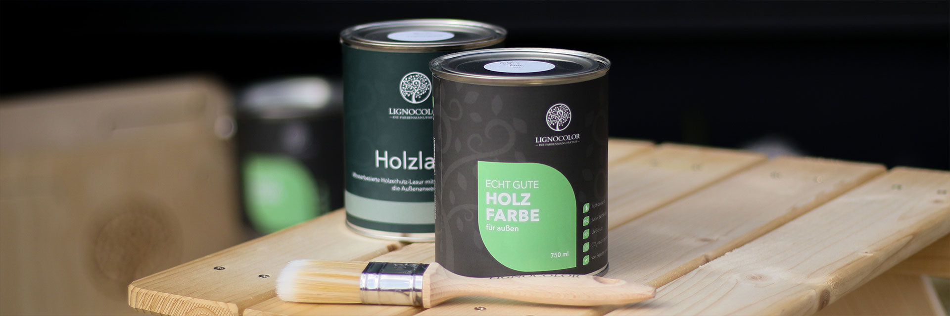 Behandle dein Holz im Außénbereich mit den richtigen Produkten.