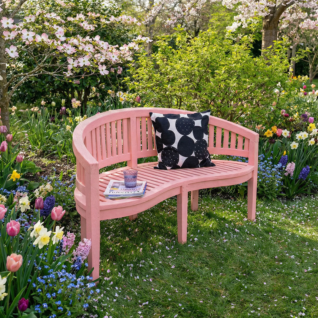 Gartenmöbel streichen - so machst du sie startklar für den Frühling