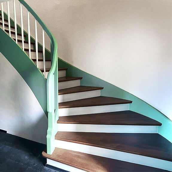 Treppe in Grün