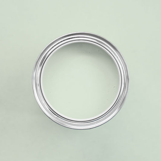 Farbton Seagrass in einer geöffneten Dose von oben