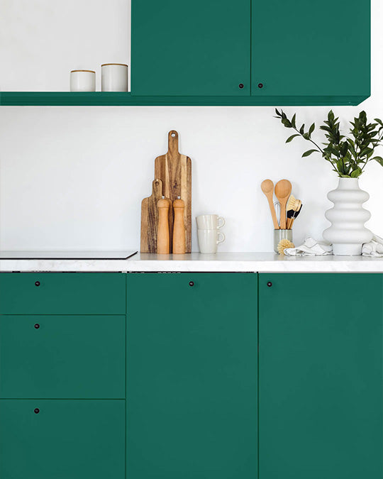 Küche im Farbton Emerald