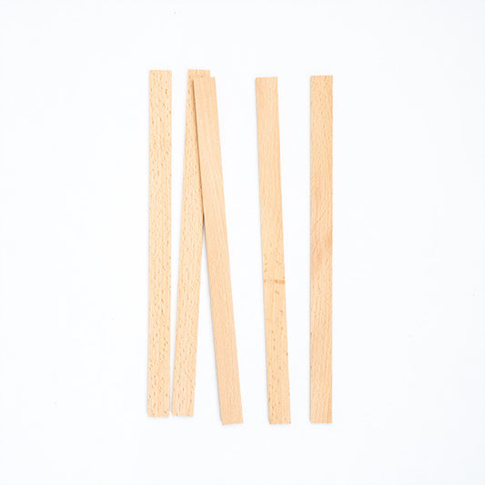 Fünf Holzspatel